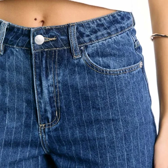 beginning boutique pinstripe slouchy jeans - Picture 5 of 7